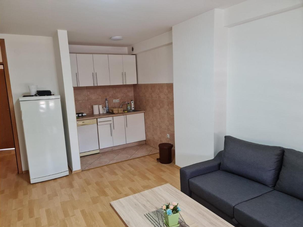 Apartmani Sk Brčko Exteriör bild